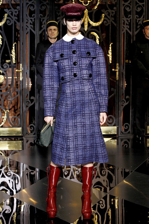 Wearable Trends: Louis Vuitton Ready-To-Wear Fall 2011, Paris Fashion Week